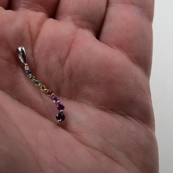 $1600 10k Gold Turmaline Sapphire Diamond Pendent 0.30 Carat tot